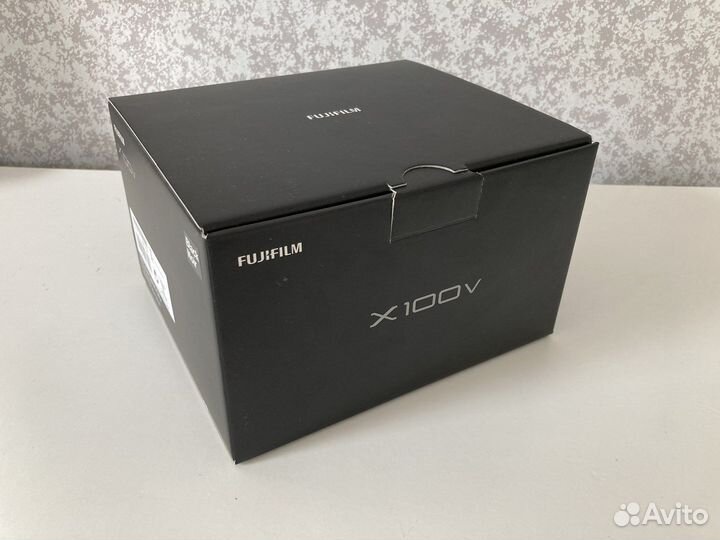 Fujifilm X-100V Черный Новый 1год Гарантии