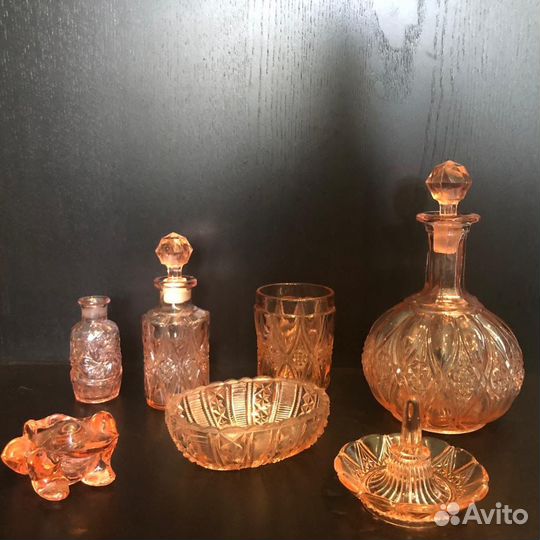 Цветное стекло, для ванной комнаты.Бельгия