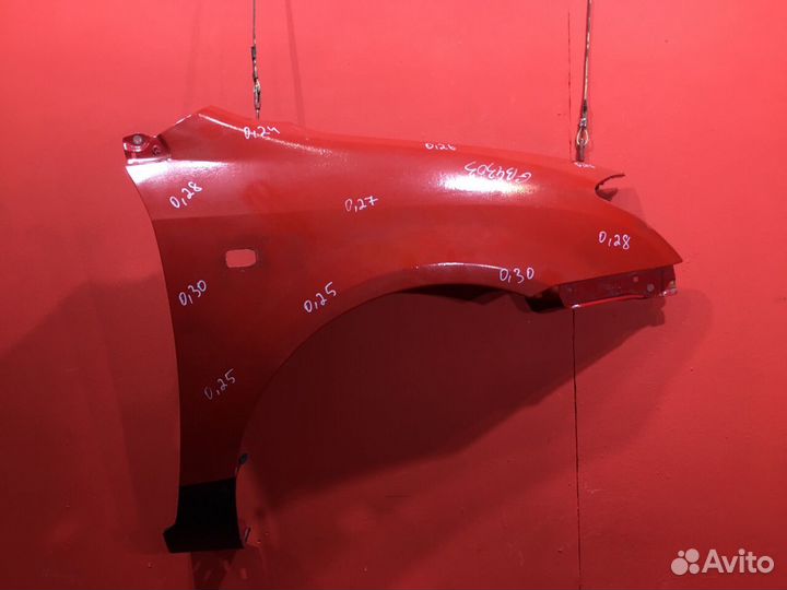 Крыло правое Toyota Corolla E12 хетчбэк 4zzfe 1.4L