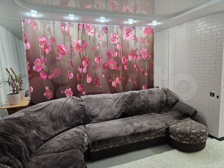 4-к. квартира, 78 м², 9/9 эт.