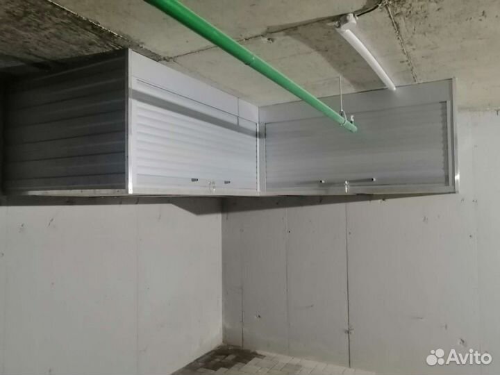 Подвесной шкаф в паркинг