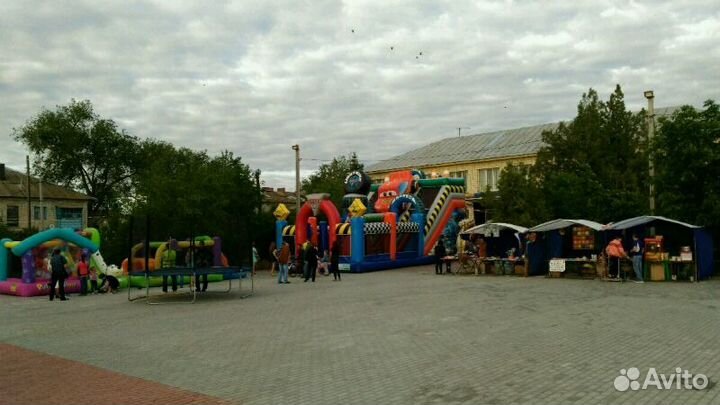 Батуты, Аттракционы с выездом или в аренду