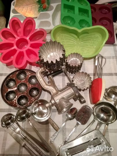 Посуда для кухни СССР Формы для кексов мясорубка