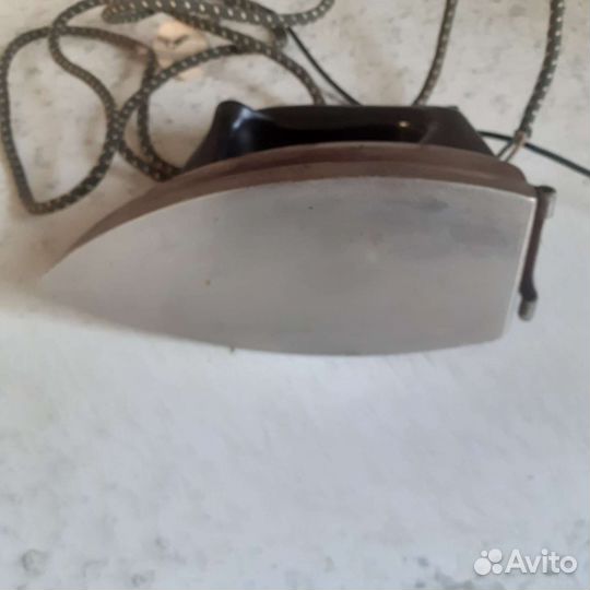 Утюг старинный
