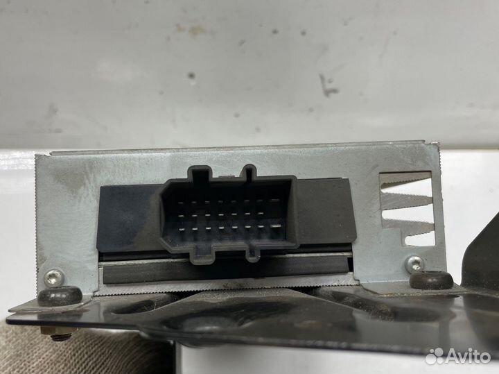 Усилитель звука Audi A4 B6 8E5035223