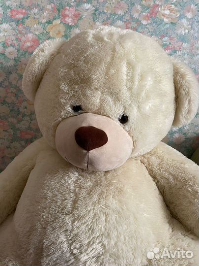 Большие плюшевые медведи