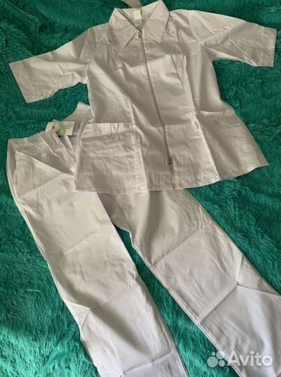 Медицинский костюм женский