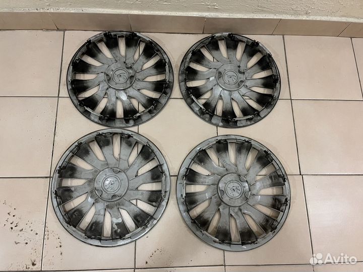 Колпаки на колеса Skoda Octavia R15