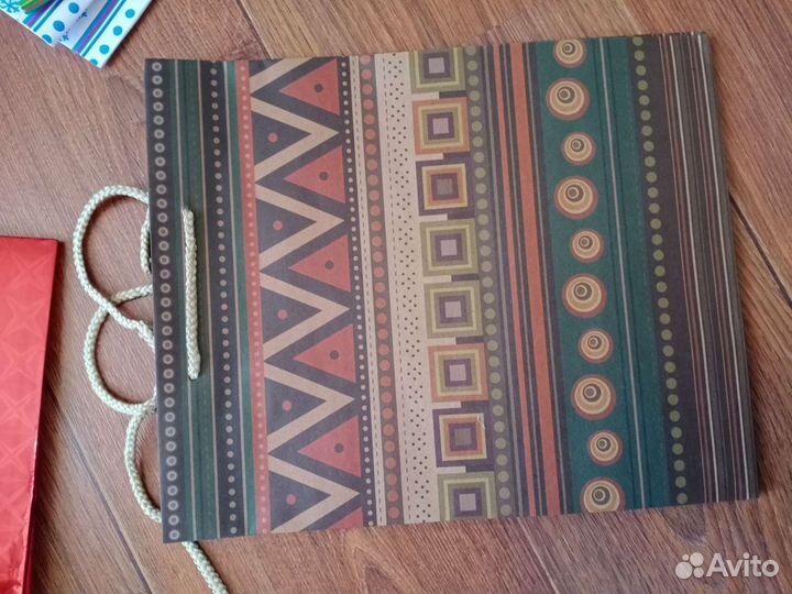 Подарочные пакеты крафт с печатью