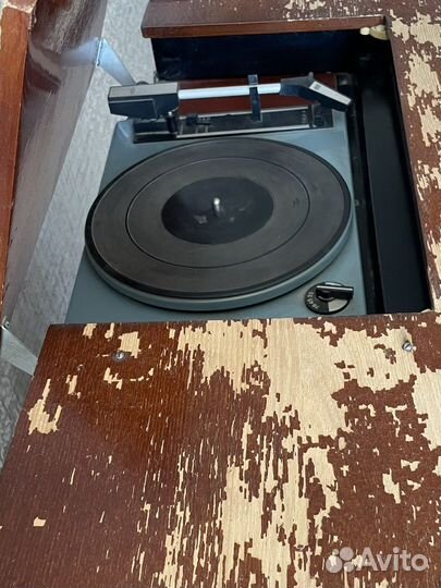 Ламповая радиола СССР