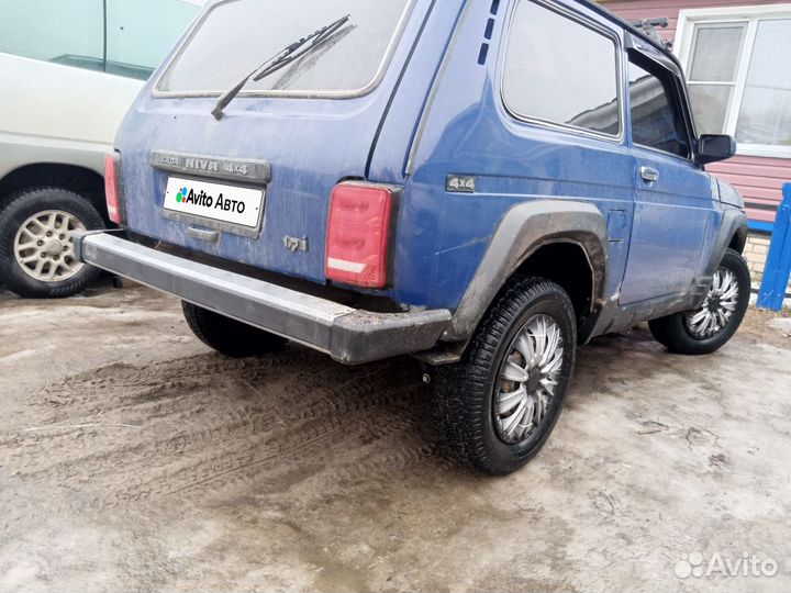LADA 4x4 (Нива) 1.6 МТ, 2003, 120 000 км