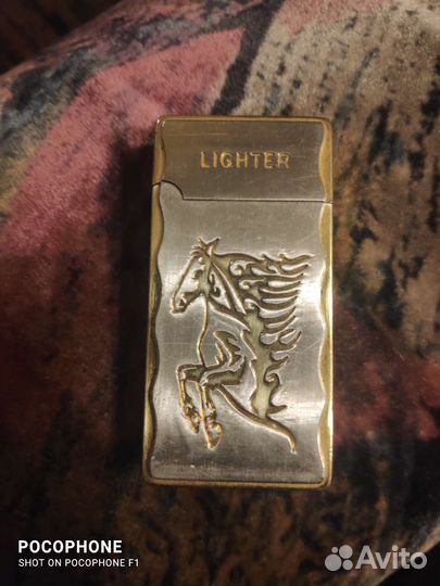 Продам зажигалки автомат