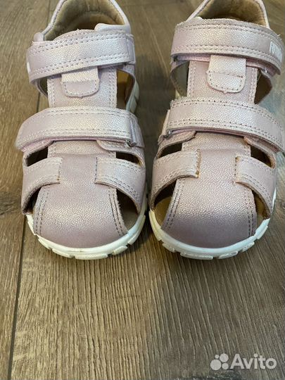 Сандали для девочки