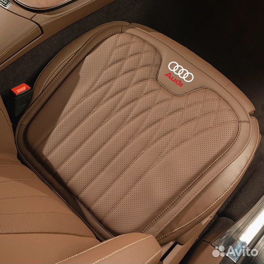 Подушка на сиденье (B) 5 точка Audi коричневый