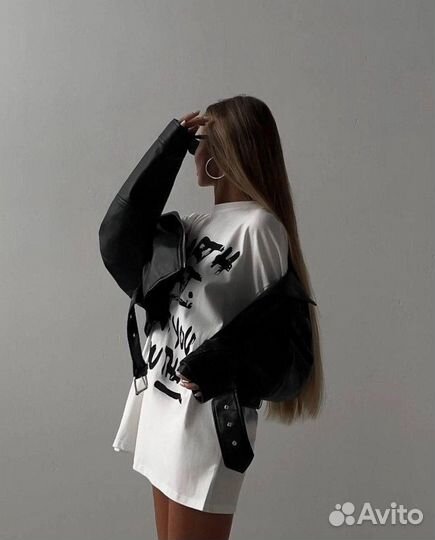 Футболка женская