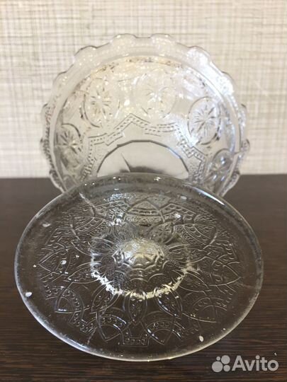 Ваза на ножке (конфентица) старая Европа