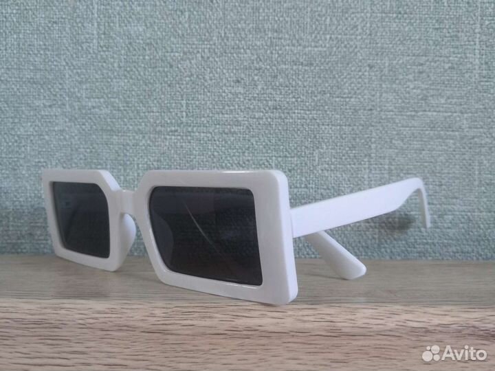 Солнечные очки женские мужские