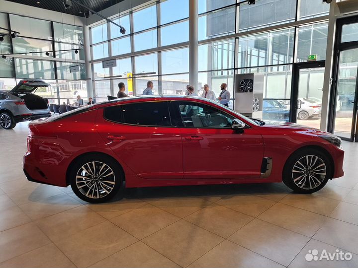 Kia Stinger 2.0 AT, 2019, 33 271 км