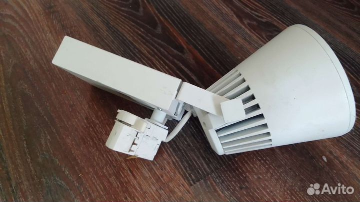 Светильники на шинопровод