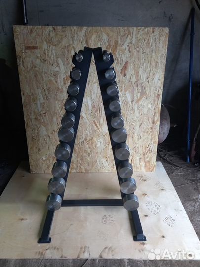 Гантельный ряд 1/10 кг