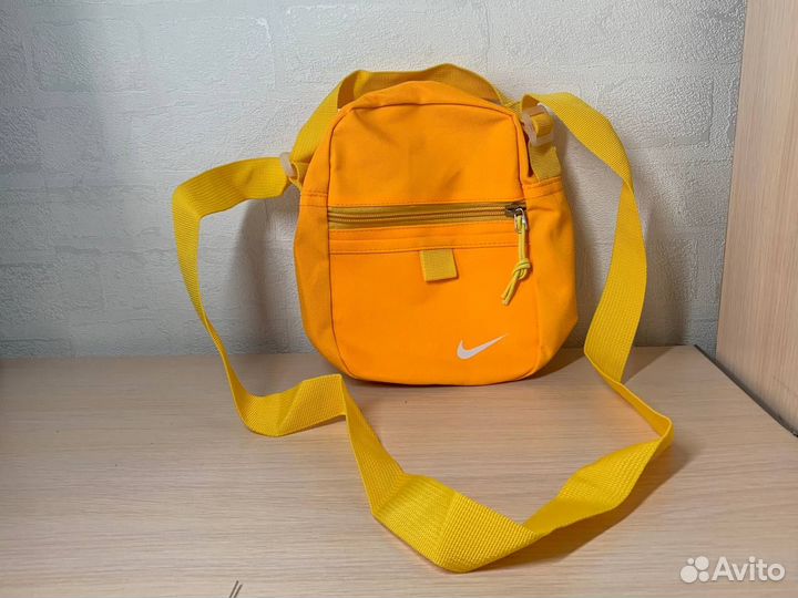 Сумка через плечо Nike