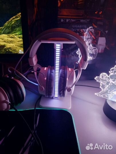 Подставка для наушников с подсветкой