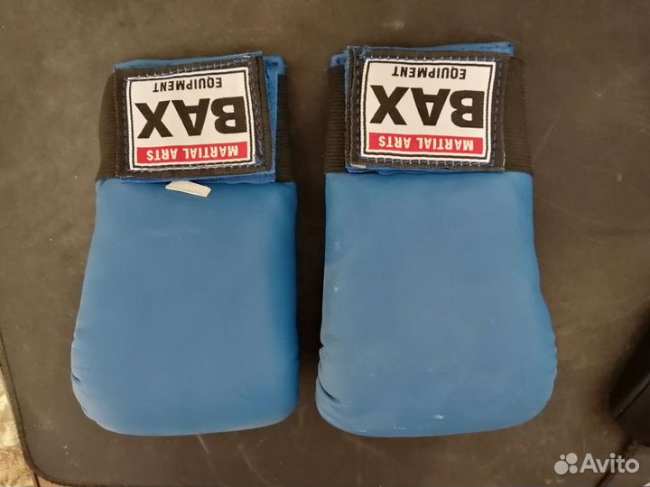 Перчатки для единоборств