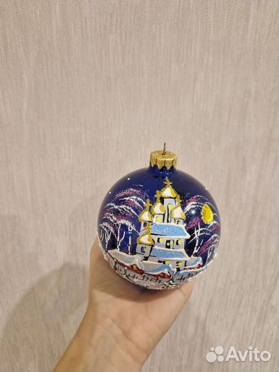 Елочный шар стеклянный ручной работы