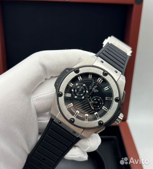 Часы Hublot