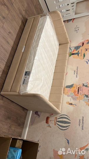 Подростковая мягкая кровать