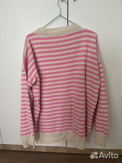 Balensiaga pink sweater type