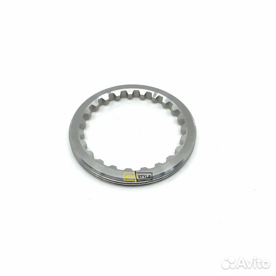 Гайка Yamaha 90179-60001-00