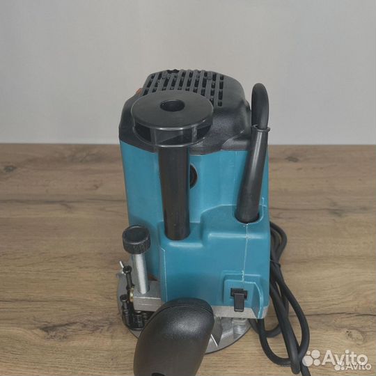 Кромочный фрезер Makita 3612C