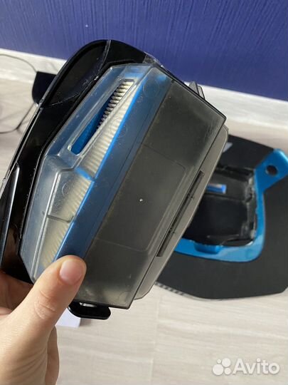 Робот-пылесос Philips SmartPro Easy FC8794