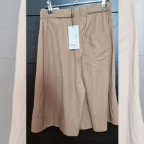 Комплект юбка-брюки и ветровка