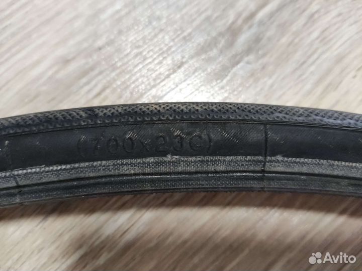 Покрышки на велосипед 700х23с