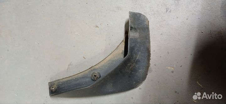 Kia cerato 2 td брызговик задний левый