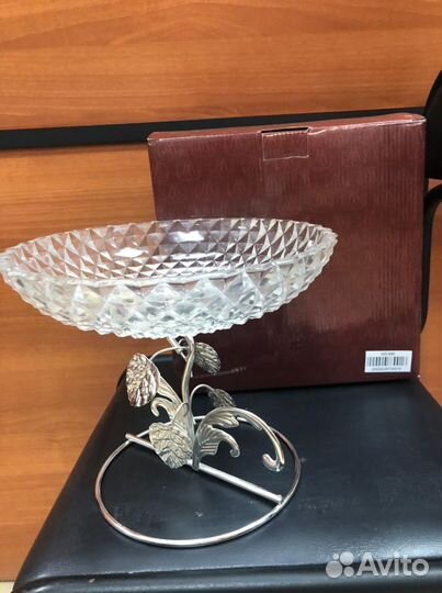 Ваза для фруктов на ножке новая