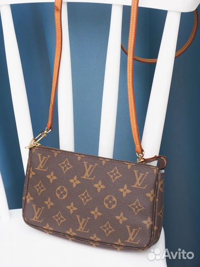 Сумка Louis vuitton Pochette Monogram винтаж