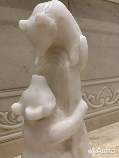 Фигура медведица с медвежонком