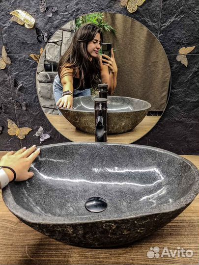 Раковина из камня с о.Бали, Индонезия