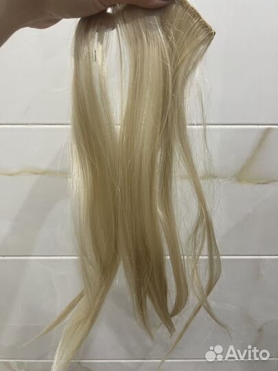 Волосы на заколках