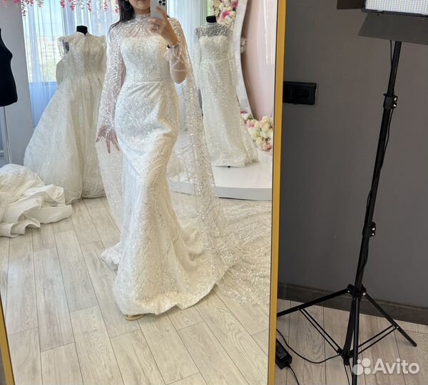 Свадебное платье