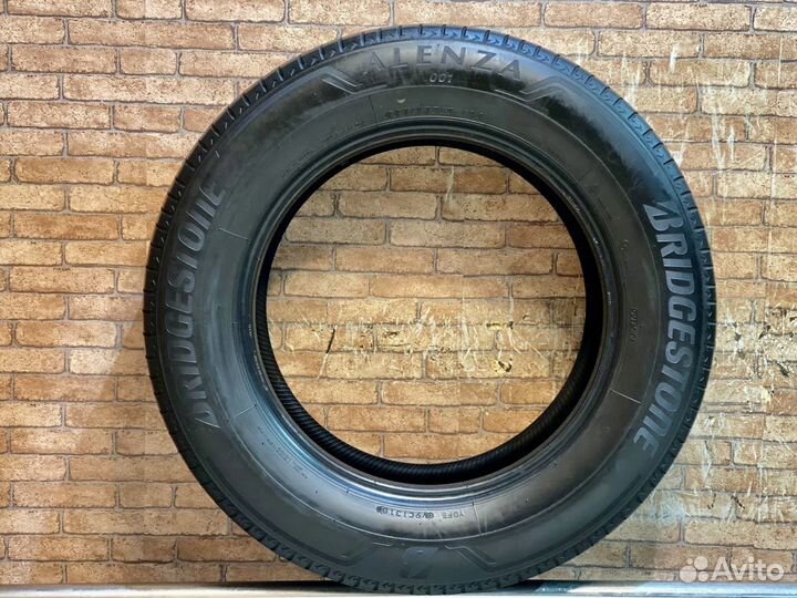 Bridgestone Alenza 001 225/65 R17