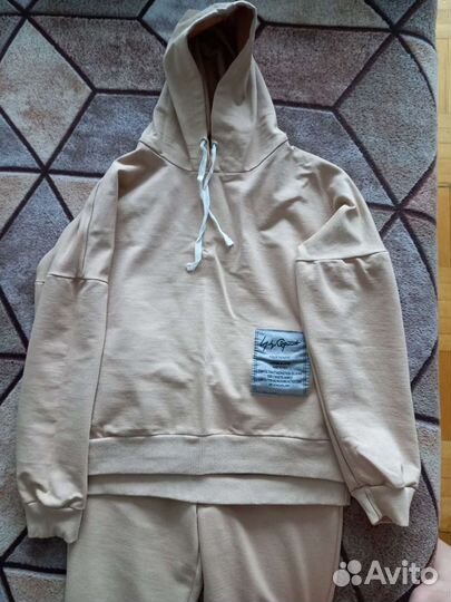 Спортивный костюм женский новый