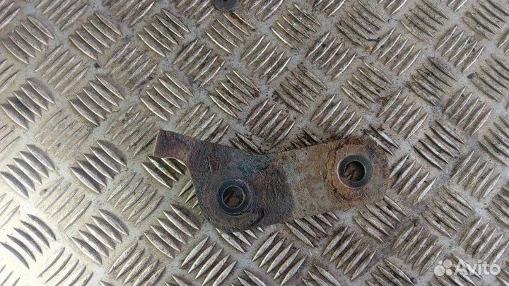 Кронштейн подшипника левый Man Tgl