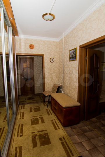 2-к. квартира, 52 м², 1/5 эт.