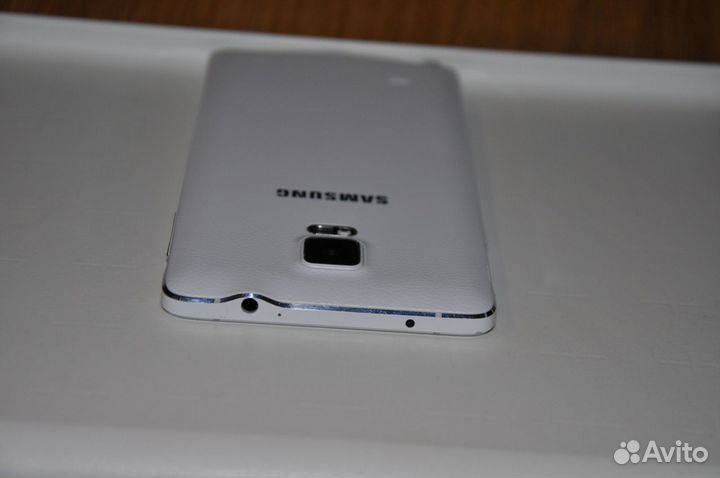 Samsung Galaxy Note 4 SM-N910C, 3/32 ГБ