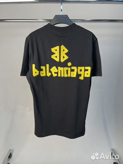 Футболка Balenciaga