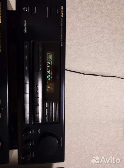 Усилитель звука Onkyo
